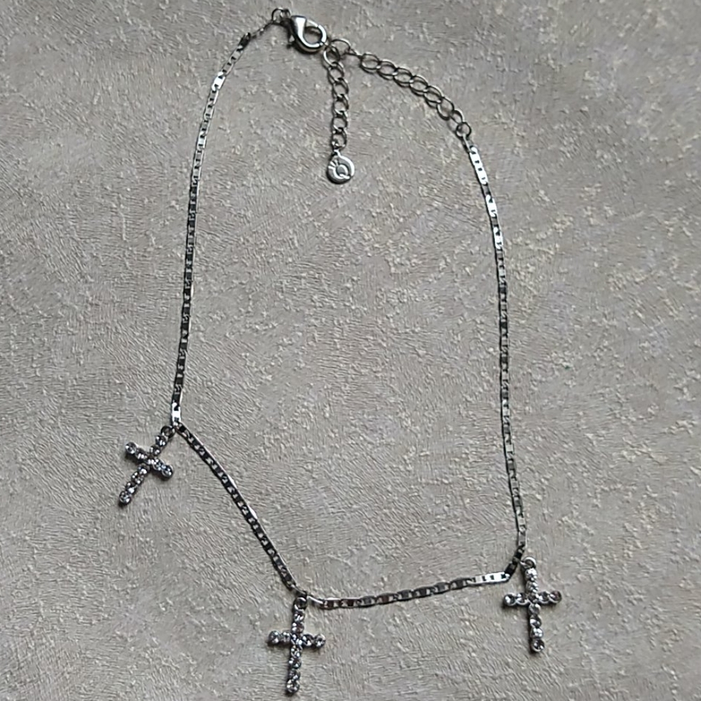Three Cross Pendant Necklace